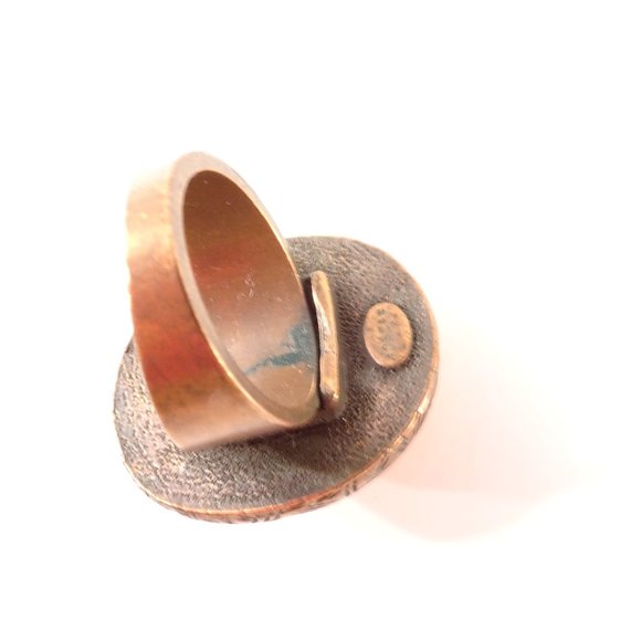 Gerard Yosca Women's Natural Cultured Coral Stone Solitaire brass Vintage Ring 6 - Picture 5 of 9